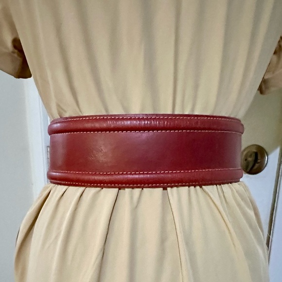 MEXX genuine leather red belt - Picture 3 of 15